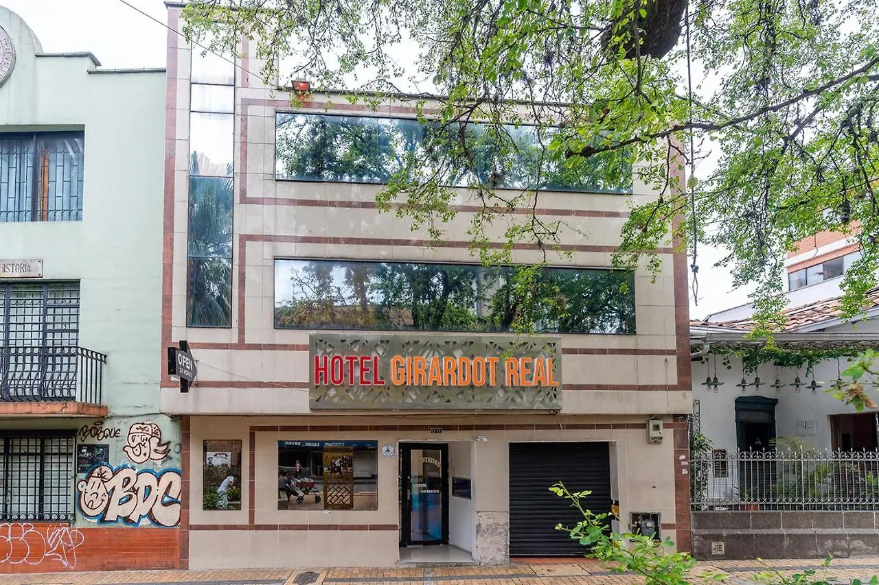 Ayenda Girardot Real Hotel Medellín Colombia