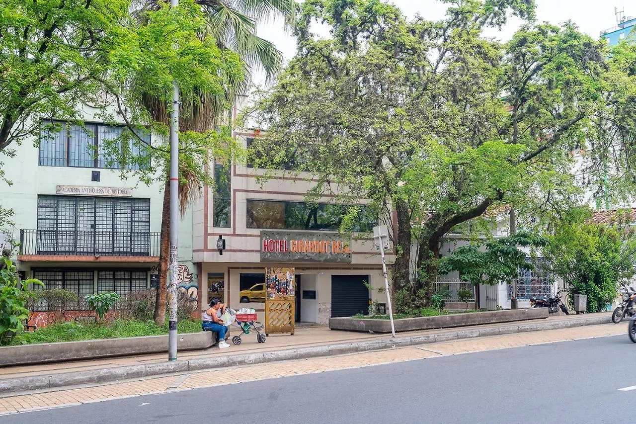 Ayenda Girardot Real Hotel Medellín Colombia